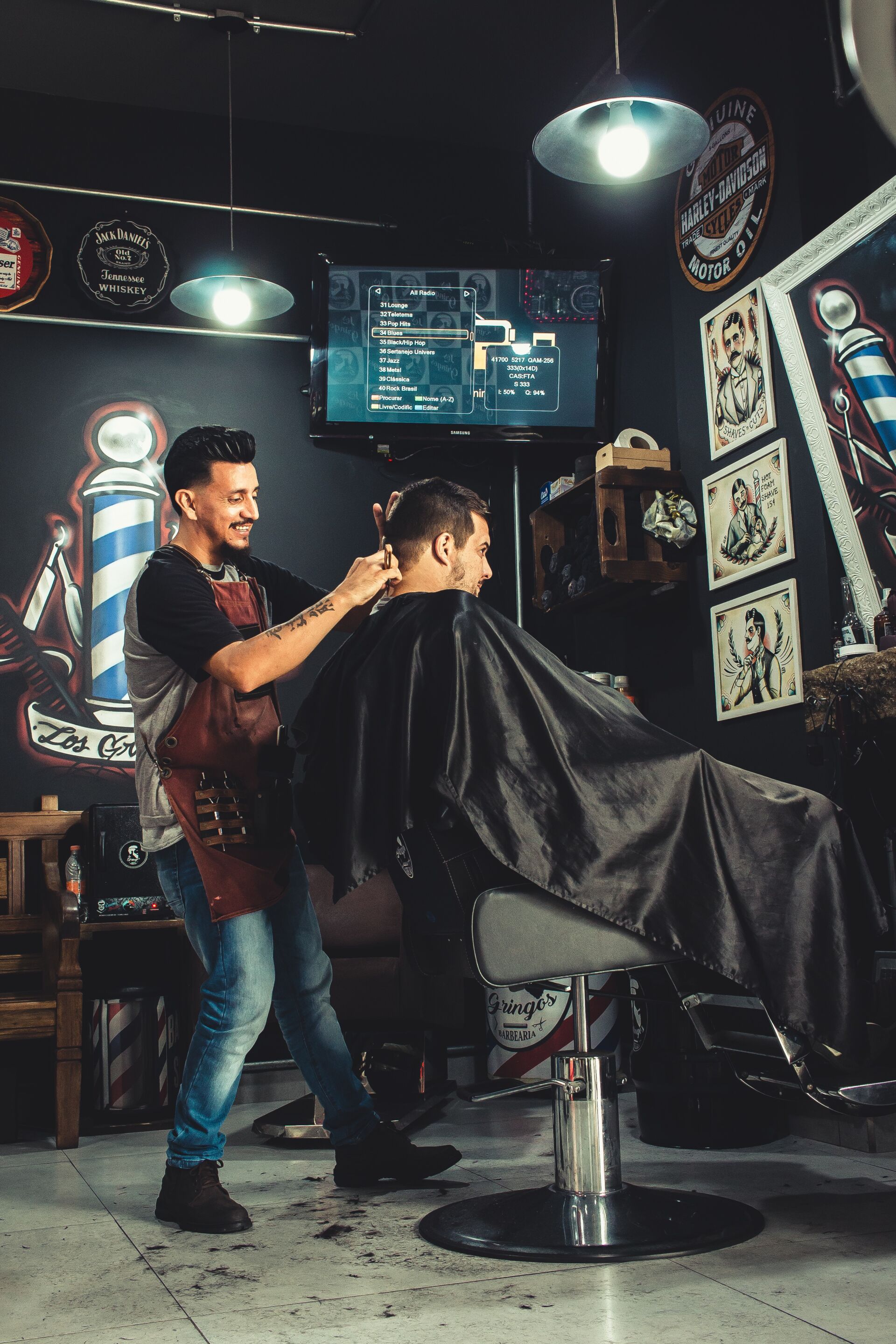 50 catchy and funny barber shop name ideas