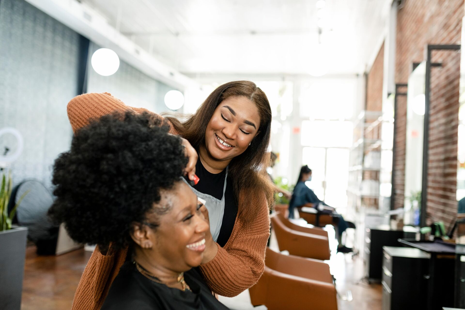 Antwort What is a stylist in a salon? Weitere Antworten – What’s the ...