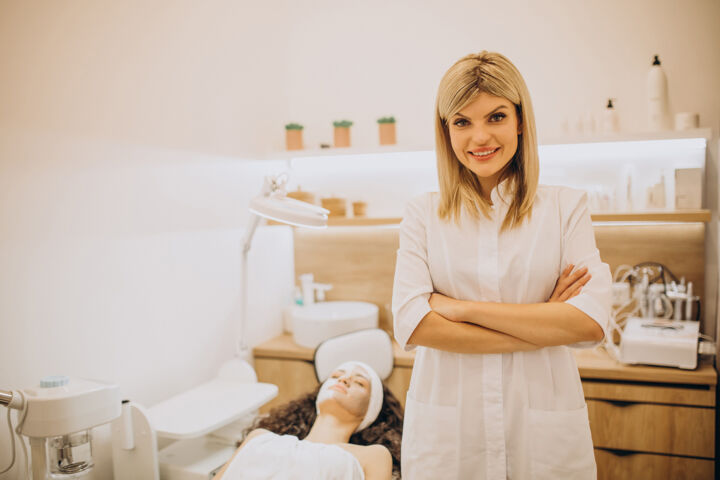 woman-visiting-cosmetologist-making-rejuvenation-procedures