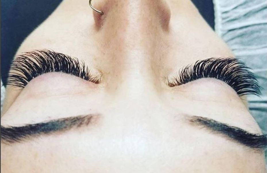 Tampa beauty treatment for lashes. upside down face with new lashes