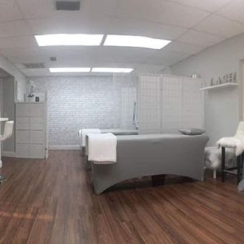 Luxe Beauty Studio LLC