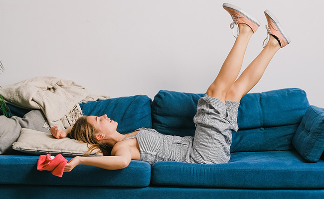 How to soothe tired legs at home